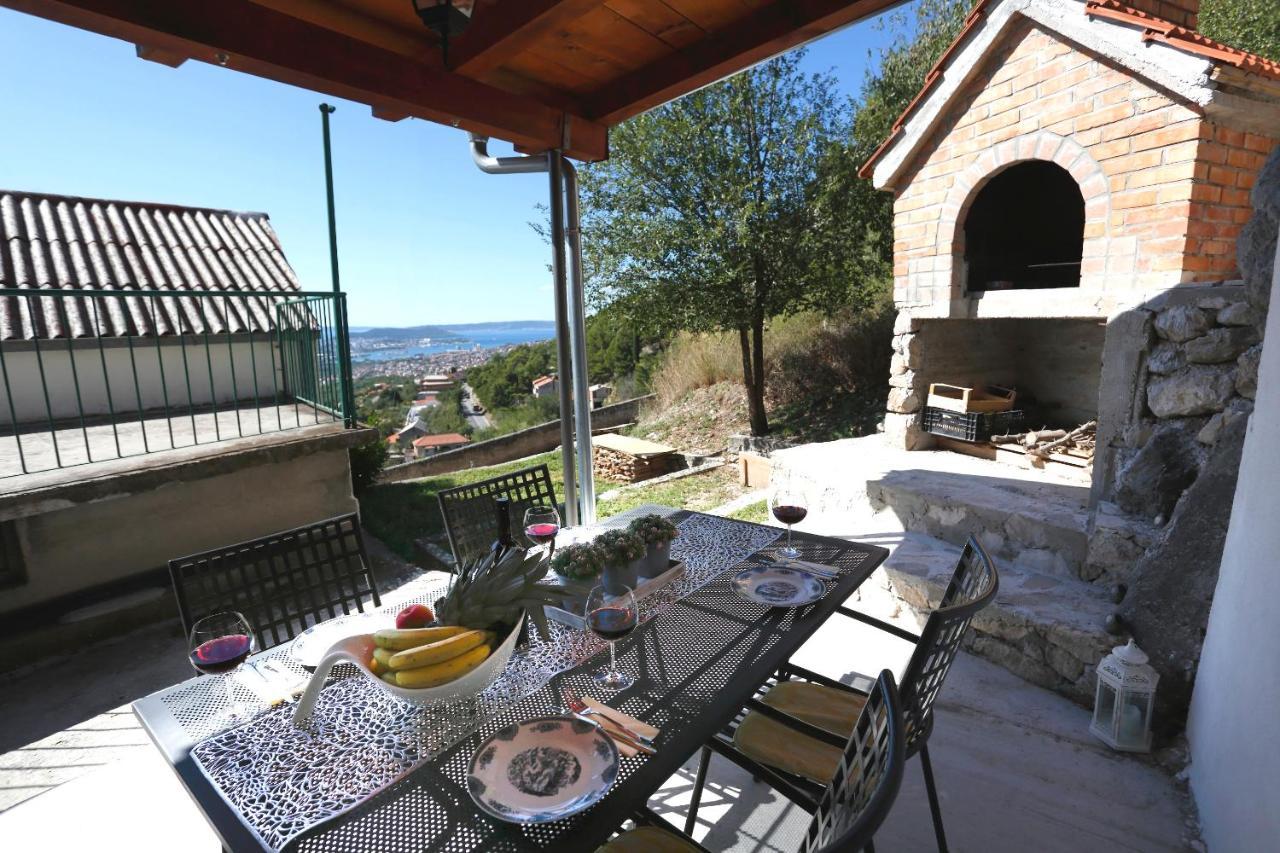 Holiday Home Miklica Klis Eksteriør bilde