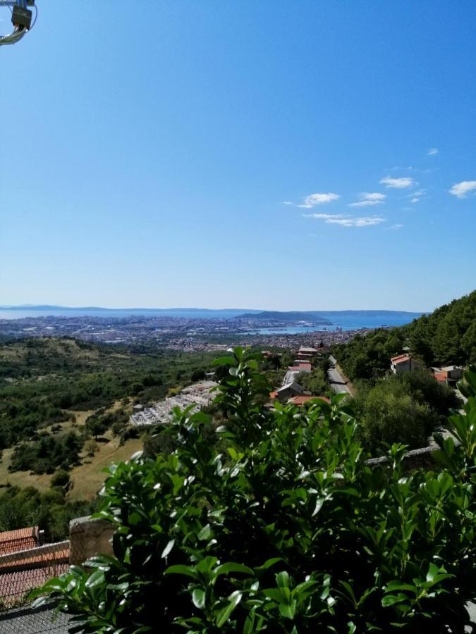 Holiday Home Miklica Klis Eksteriør bilde