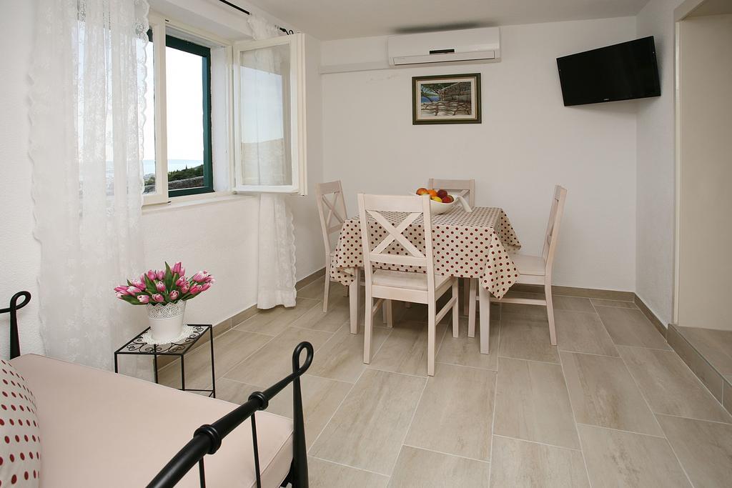 Holiday Home Miklica Klis Eksteriør bilde